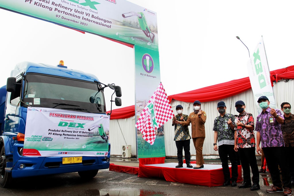 0et-081221-Pelepasan-armada-tangki-Pertamina-Dex-oleh-Direktur-PT-KPI-Djoko-Priyono